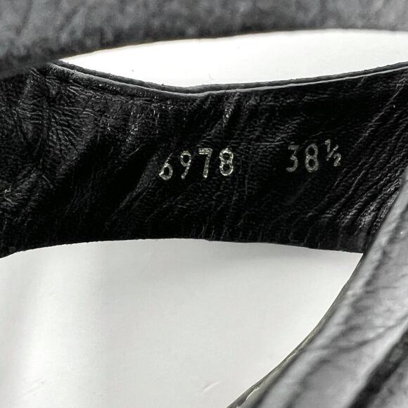 Prada Black Leather Logo Thong Kitten Heel Sandals Size 38.5 EU - Picture 5 of 8